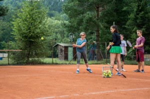 Obóz tenisowy dla dzieci i młodzieży 2026 - Zajazd Jurajski - kolonie dla dzieci 12-16 lat