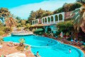 hotelGuitartCentral-001.jpg