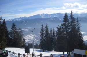 Zimowisko w Górach dla Młodzieży w Ustroniu - Winter Camp - obóz dla młodzieży 14-19 lat, super ośrodek z basenem