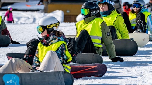 Obóz snowboardowy w górach.jpg