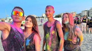 Obóz do Włoch dla dzieci  14-18 lat autokarem. Chill out Zone. Włochy - Rimini - hotel Asso. Sprawdzone Zagraniczne Obozy Młodziezowe 2026!