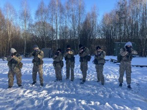 Zimowy Obóz Militarny dla Młodzieży w wieku 13-18 lat - Kaszuby - najlepsze wyjazdy na Ferie Zimowe 2027 dla Dzieci i Młodzieży bez nart