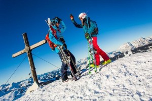 Zagraniczne Obozy Zimowe 2027. HIT! Obóz narciarski i snowboardowy w Austrii dla dzieci i młodzieży 15-19 lat - Bad Gastein