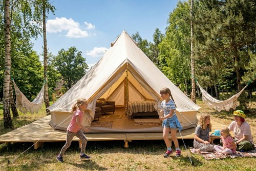 kolonie-z-rodzicami-glamping-w-borach-tucholskich.jpg