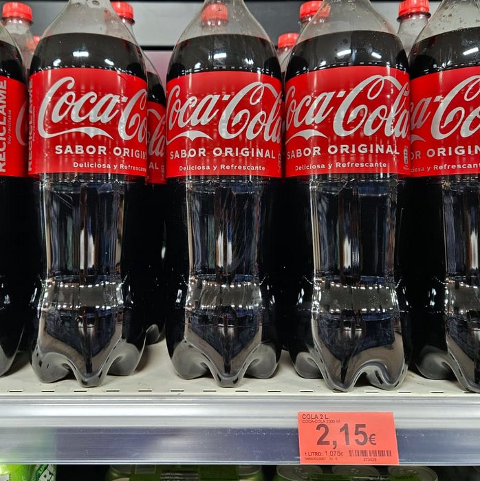 Ile kosztuje Cola w Hiszpanii? Kieszonkowe na obóz 2026